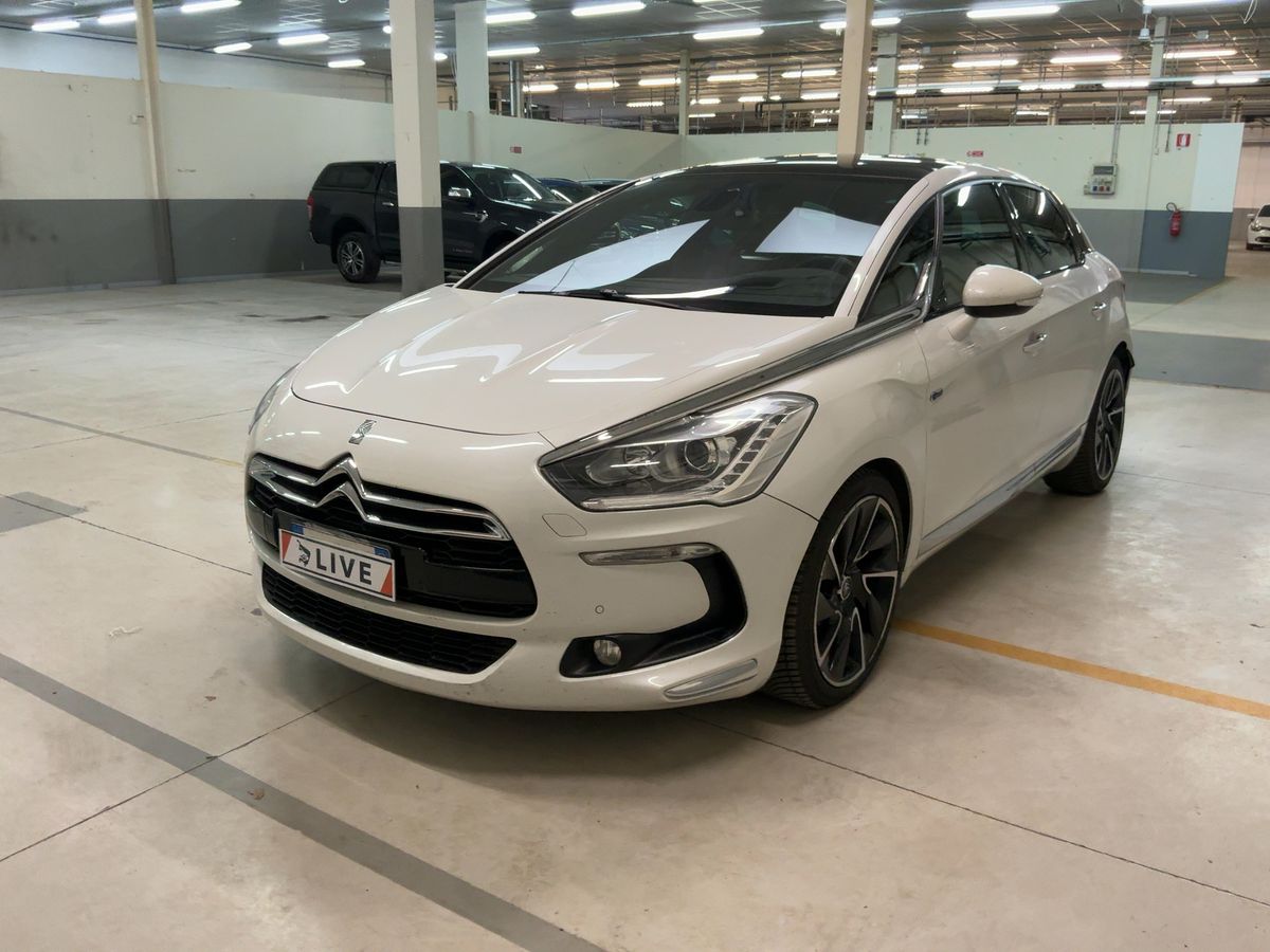 Citroen DS5 2012 — photo 1