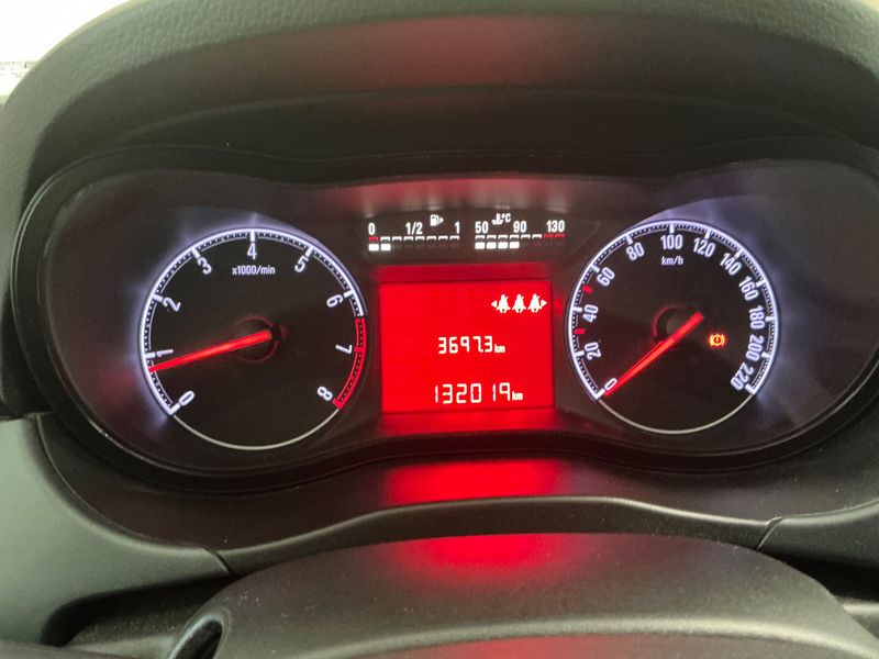 Opel Corsa 1.2 Advance 2017 – снимка 18