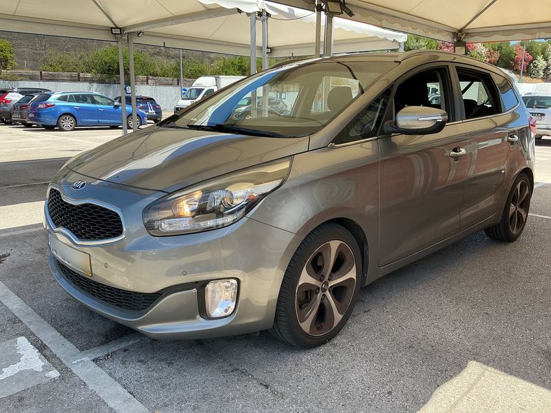Kia Carens 1.7 CRDi Premium