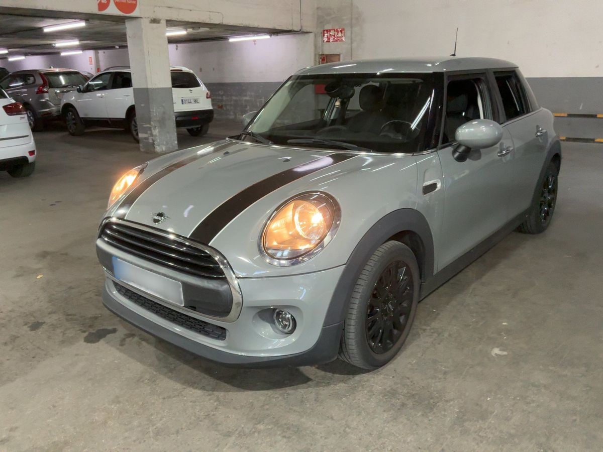 MINI One 2020 — photo 1