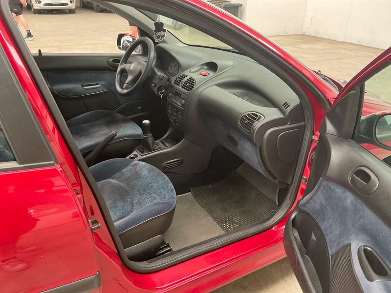 Peugeot 206 1.4 XT — zdjęcie 3