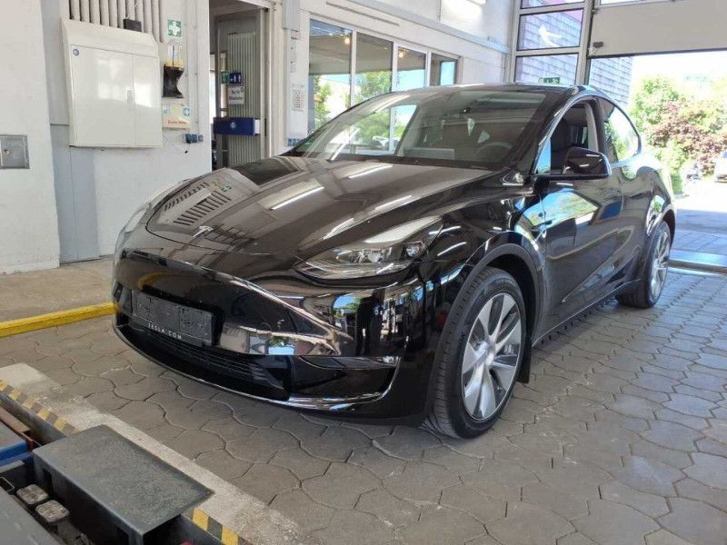 Tesla Model 2023