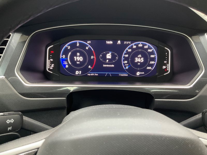 Volkswagen Tiguan 2.0 TDI R-Line 4Motion 2022 – снимка 18