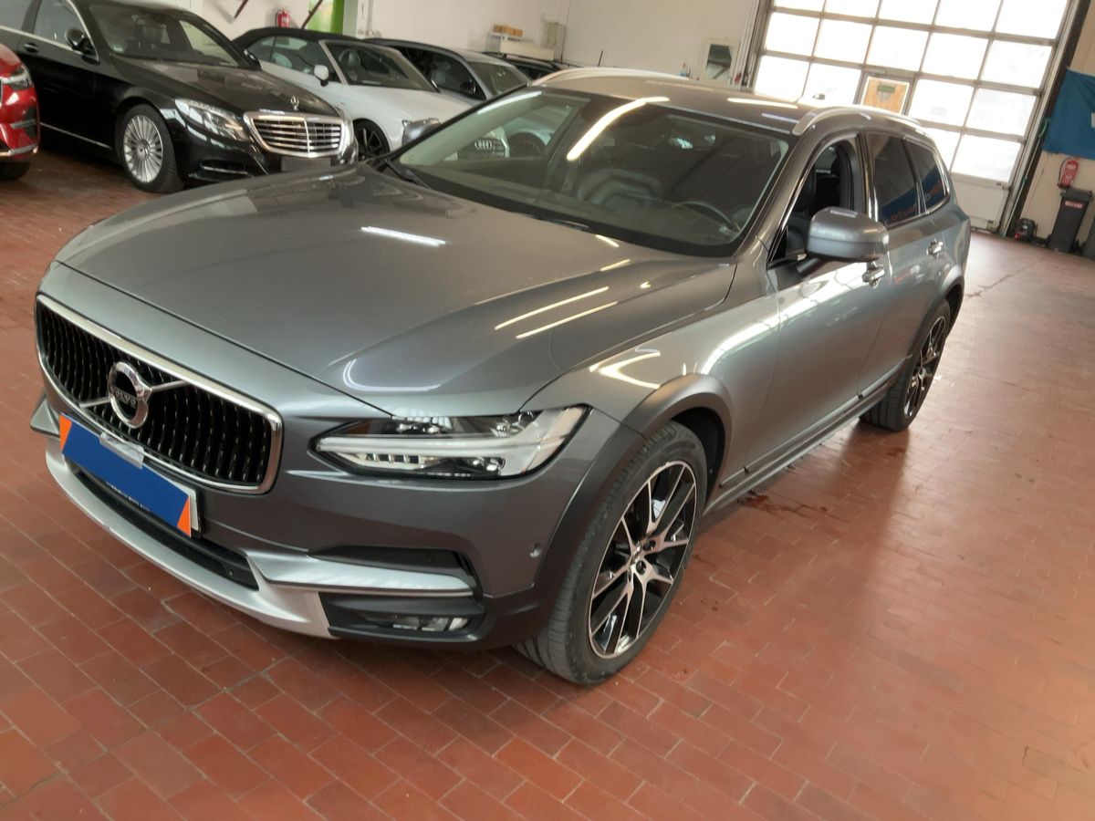 Volvo V90 2017