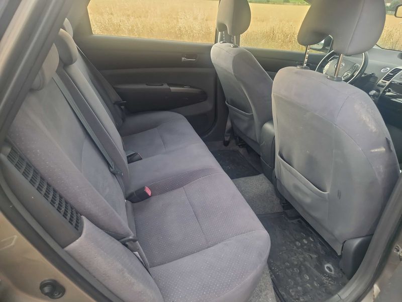 Toyota Prius 1.5 Sol — zdjęcie 24