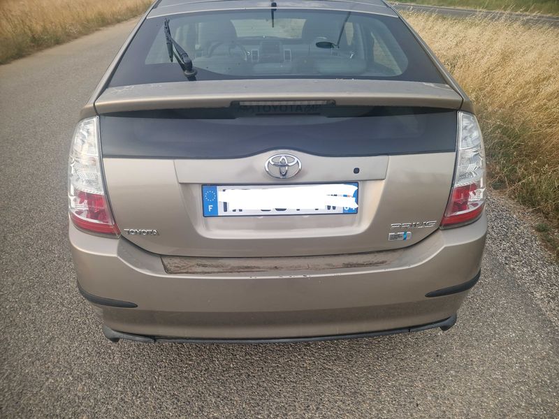Toyota Prius 1.5 Sol — zdjęcie 9