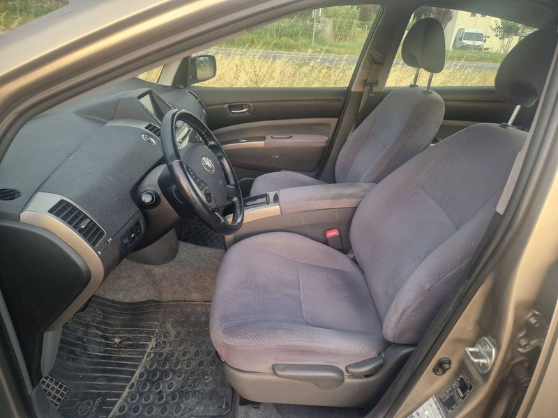 Toyota Prius 1.5 Sol — zdjęcie 22