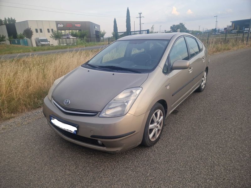 Toyota Prius 1.5 Sol