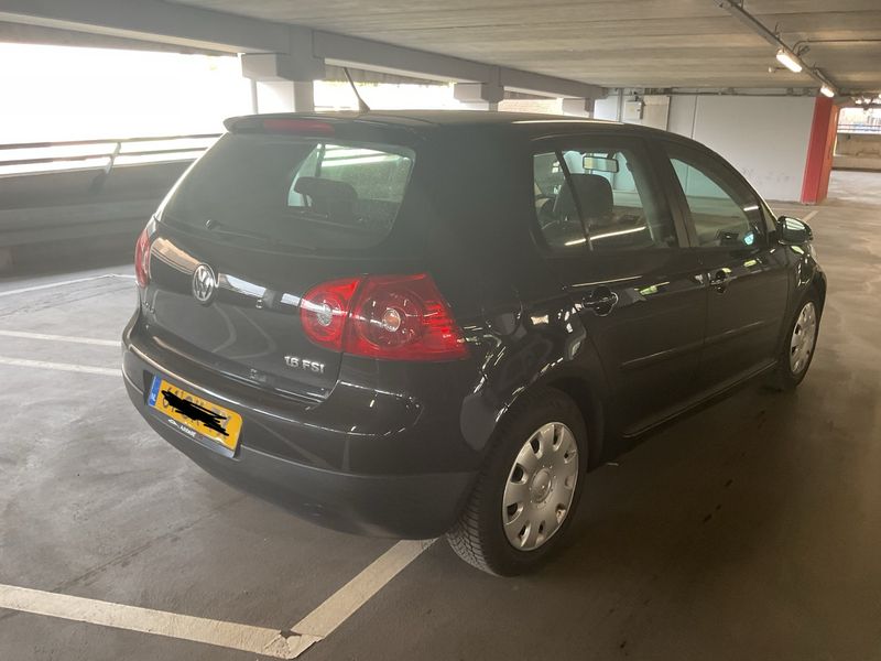 Volkswagen Golf V 1.6 FSI Sportline — zdjęcie 2