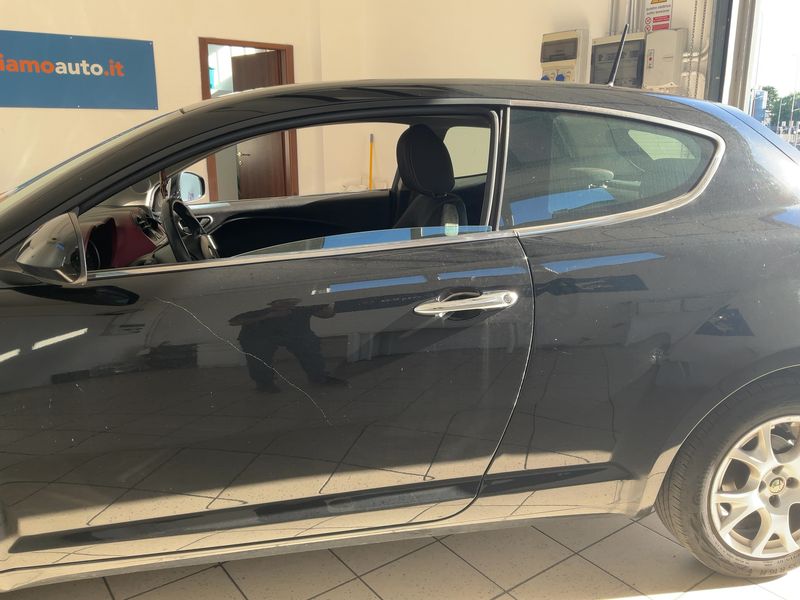 Alfa Romeo MiTo 1.4 Distinctive — zdjęcie 4