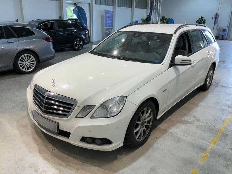 Mercedes-Benz E-Klasse E 350 CDI T BlueEfficiency 2009 – снимка 1