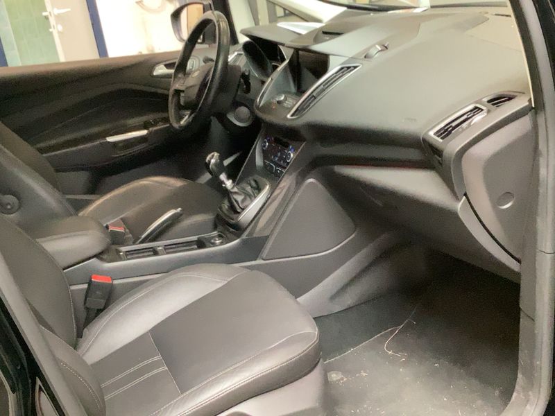 Ford Grand C-Max 1.0 EcoBoost Titanium — zdjęcie 11