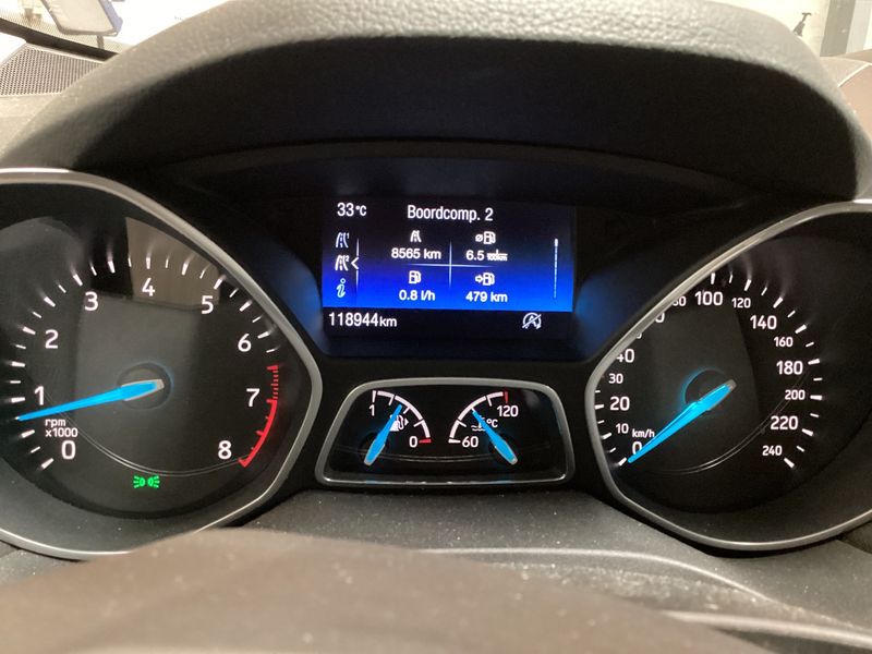 Ford Grand C-Max 1.0 EcoBoost Titanium — zdjęcie 13