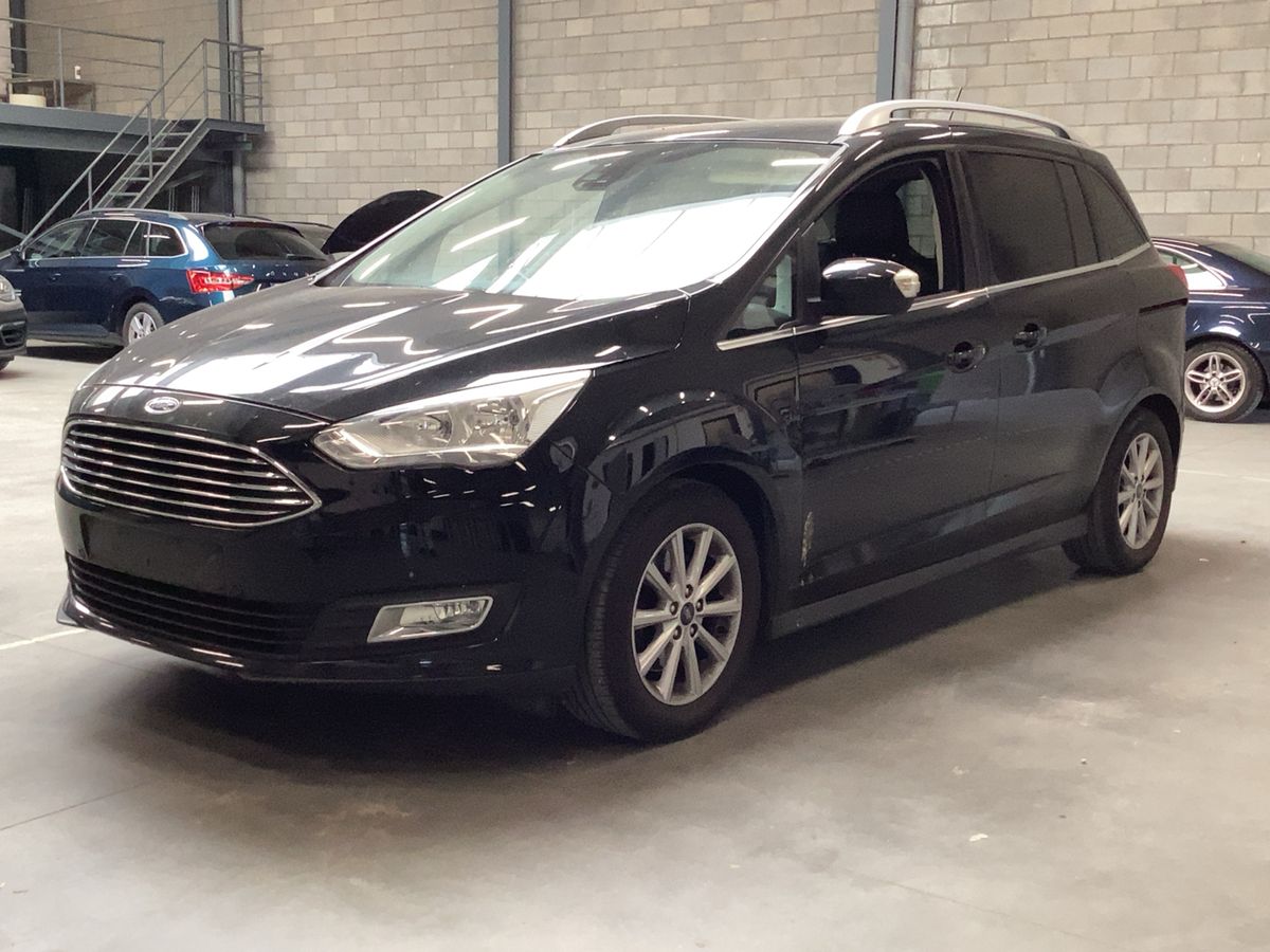 Ford Grand 2018