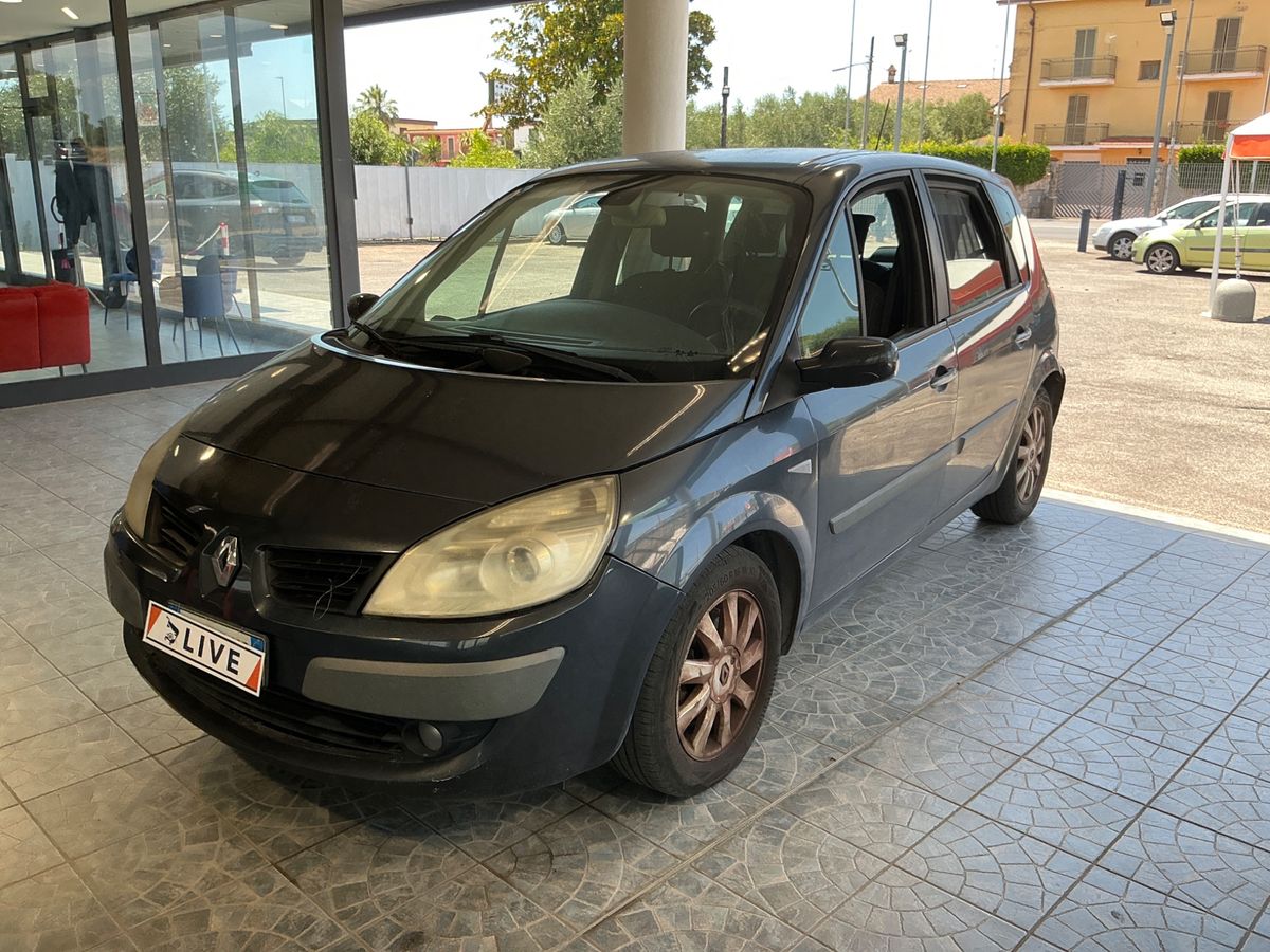 Renault Scenic 1.9 dCi Exception