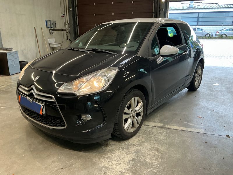 Citroen DS3 1.6 VTi SoChic — zdjęcie 1