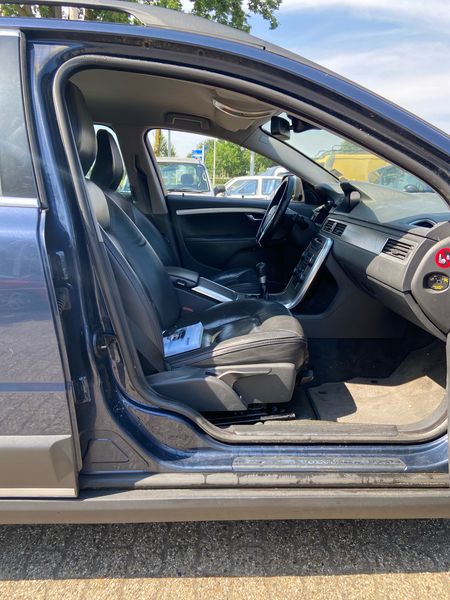 Volvo XC70 2.0 D4 Momentum 2WD — zdjęcie 10