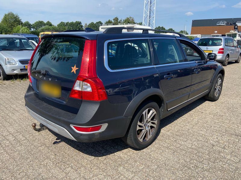Volvo XC70 2.0 D4 Momentum 2WD — zdjęcie 5