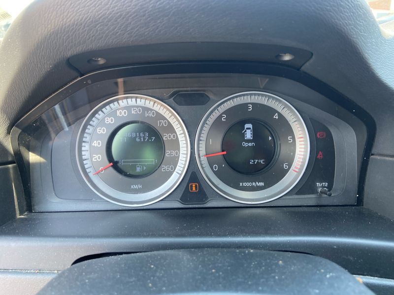 Volvo XC70 2.0 D4 Momentum 2WD — zdjęcie 12