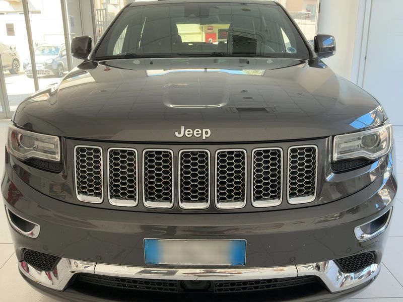 Jeep Grand Cherokee 3.0 CRD Summit — zdjęcie 9