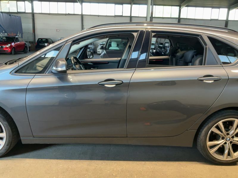 BMW 2er 218d Active Tourer Sport Line 2019 – снимка 4