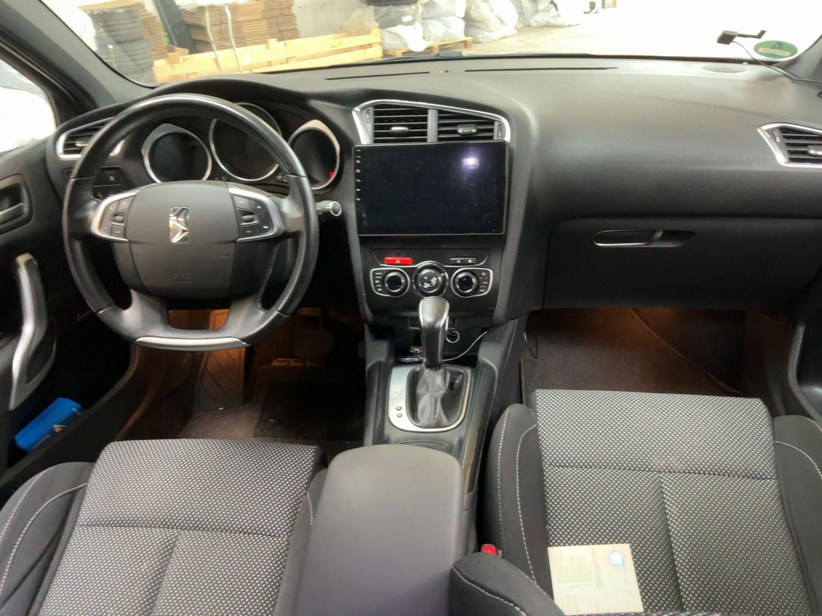 DS Automobiles 2017 — photo 18