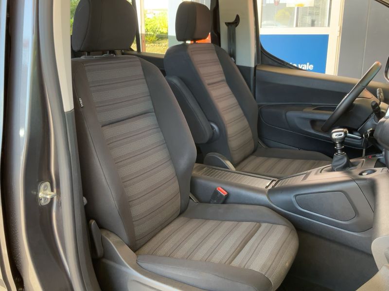 Opel Combo Life 1.5 CDTI Selective — zdjęcie 11