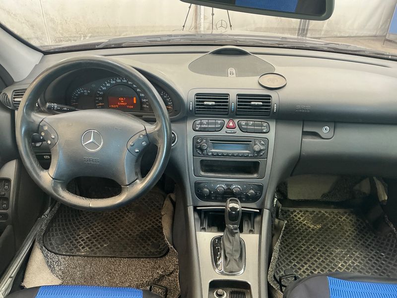 Mercedes-Benz C-Klasse C 200 Kompressor Avantgarde — zdjęcie 3