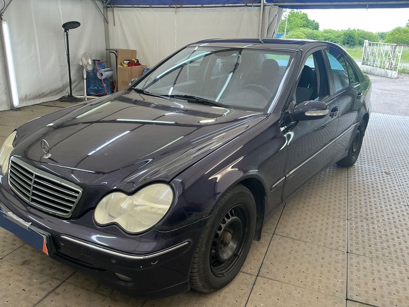 Mercedes-Benz C-Klasse C 200 Kompressor Avantgarde — zdjęcie 1