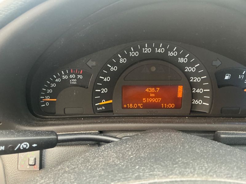 Mercedes-Benz C-Klasse C 200 Kompressor Avantgarde — zdjęcie 4