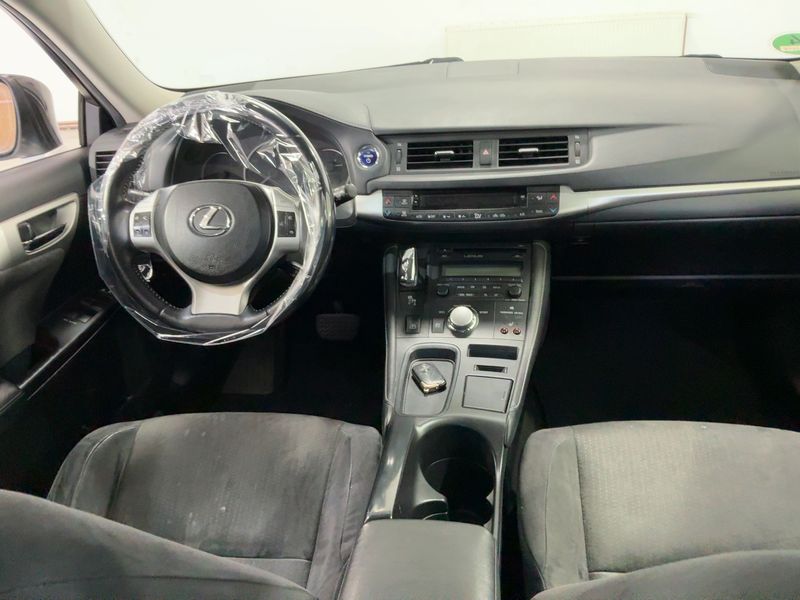 Lexus CT-Serie CT 200h Dynamic — zdjęcie 12