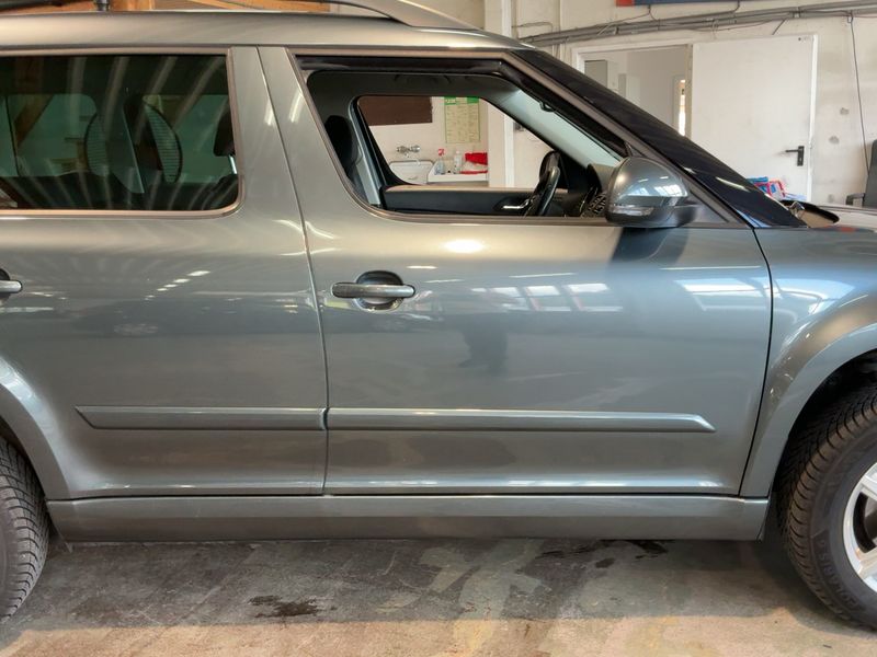 Skoda Yeti 1.4 TSI Ambition — zdjęcie 7