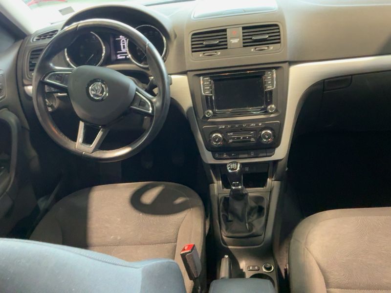 Skoda Yeti 1.4 TSI Ambition — zdjęcie 12