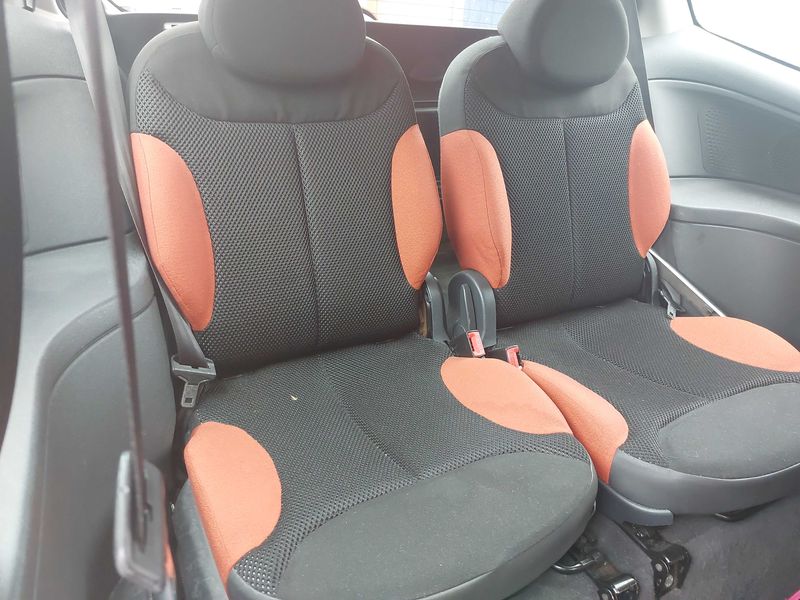 Citroen C2 1.4 VTR — zdjęcie 13