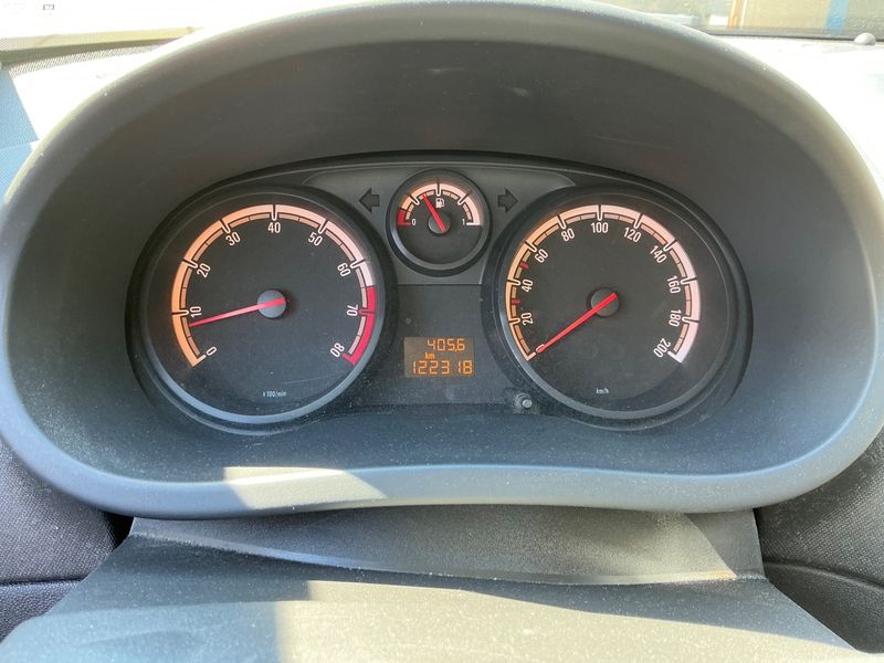 Opel Corsa 1.2 Selection "110 Jahre" — zdjęcie 4
