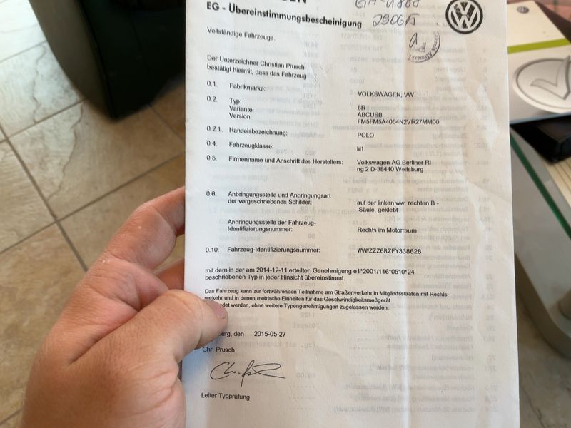 Volkswagen Polo 1.4 TDI Lounge BlueMotion Tech 2015 – снимка 22