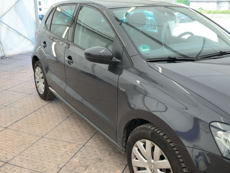 Volkswagen Polo 1.4 TDI Lounge BlueMotion Tech 2015 – снимка 12