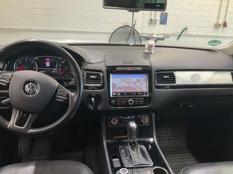 Volkswagen Touareg 3.0 V6 TDI BlueMotion Tech — zdjęcie 12