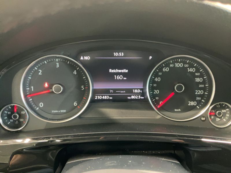 Volkswagen Touareg 3.0 V6 TDI BlueMotion Tech — zdjęcie 13