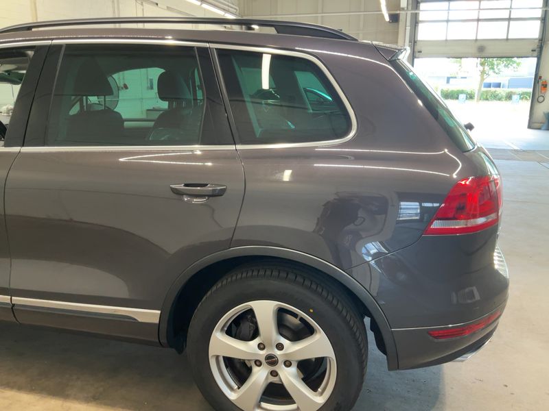 Volkswagen Touareg 3.0 V6 TDI BlueMotion Tech — zdjęcie 3