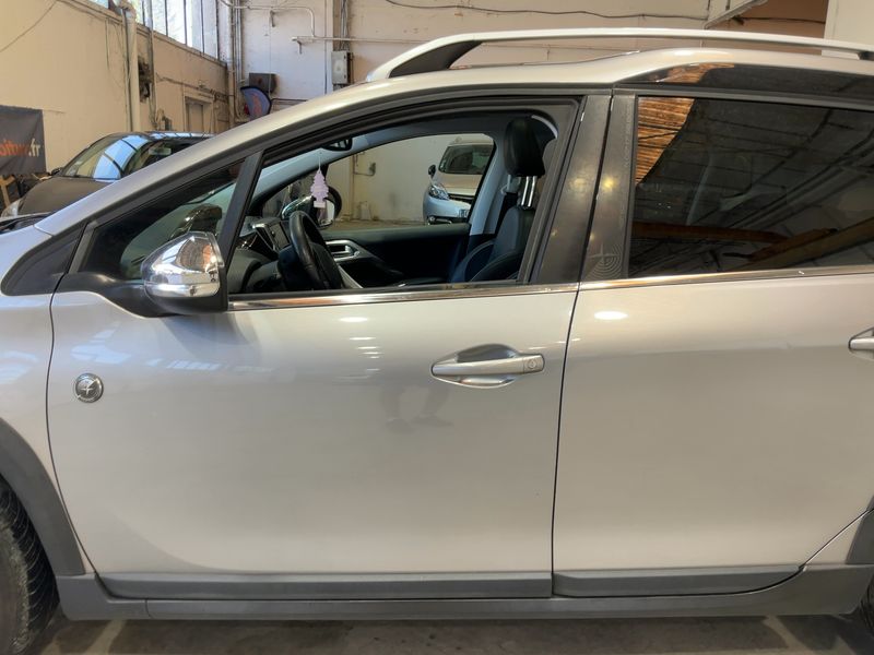 Peugeot 2008 1.2 PureTech Crossway — zdjęcie 4