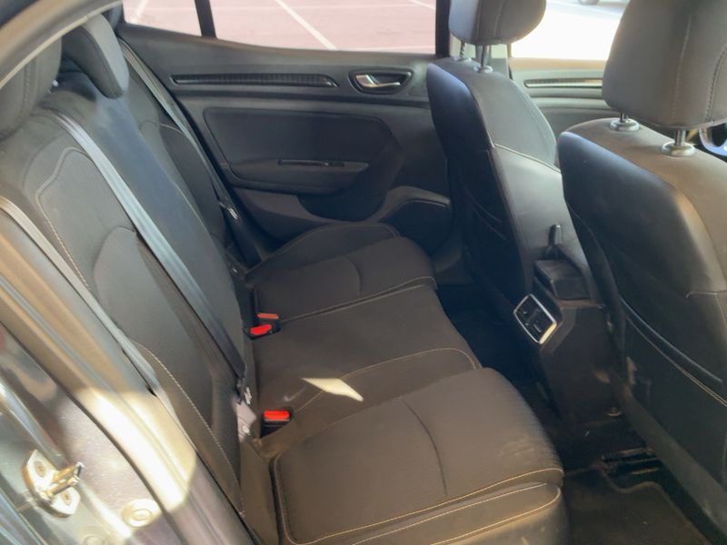 Renault Megane 1.5 dCi Energy Business — zdjęcie 14