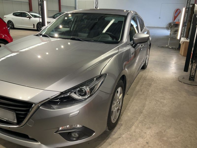 Mazda 3 2.0 Center-Line — zdjęcie 2