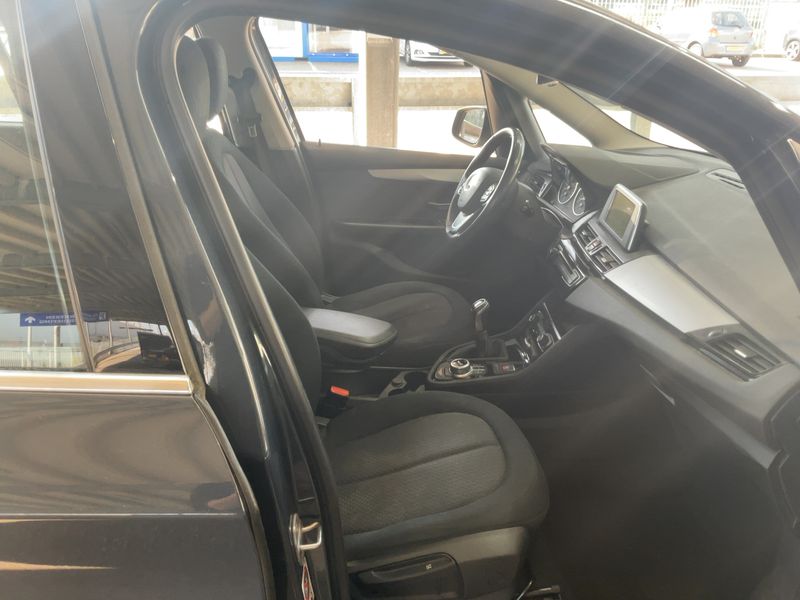 BMW 2er 216i Gran Tourer — zdjęcie 11