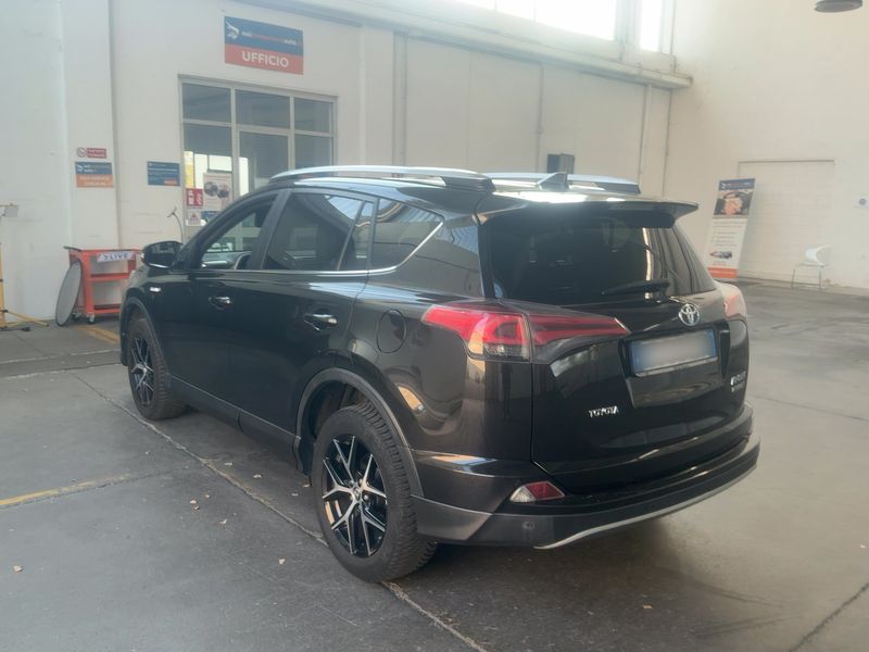 Toyota RAV 4 2.5 Hybrid Style 2017 – снимка 6