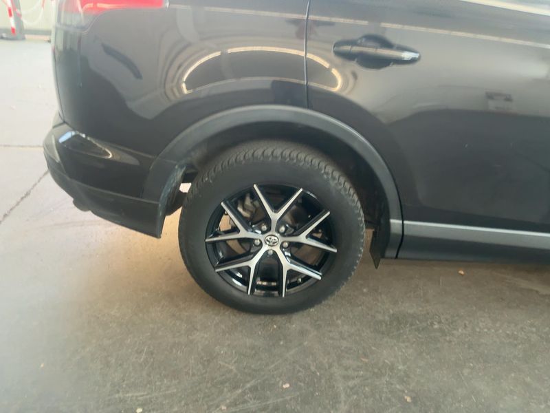 Toyota RAV 4 2.5 Hybrid Style 2017 – снимка 9