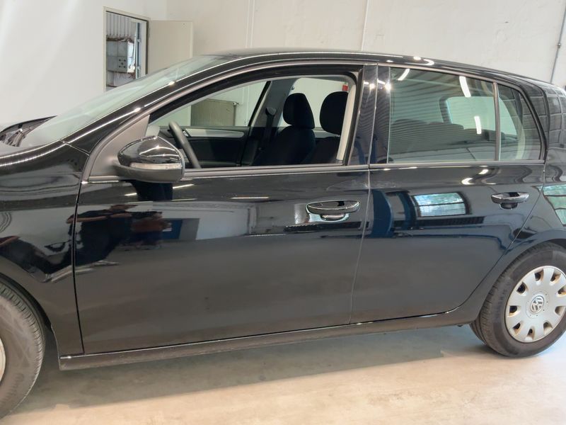 Volkswagen Golf VI 1.6 Trendline 2009 – снимка 4