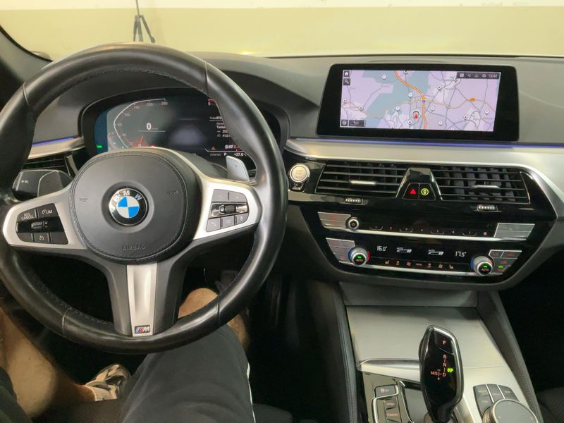 BMW 5er 530d M Sport 2019 – снимка 18