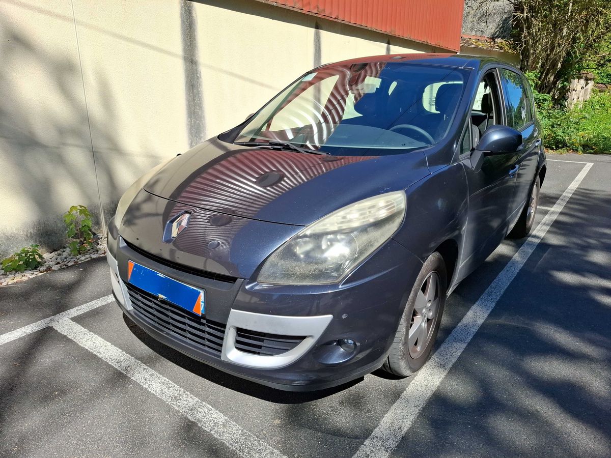 Renault Scenic 1.9 dCi Dynamique