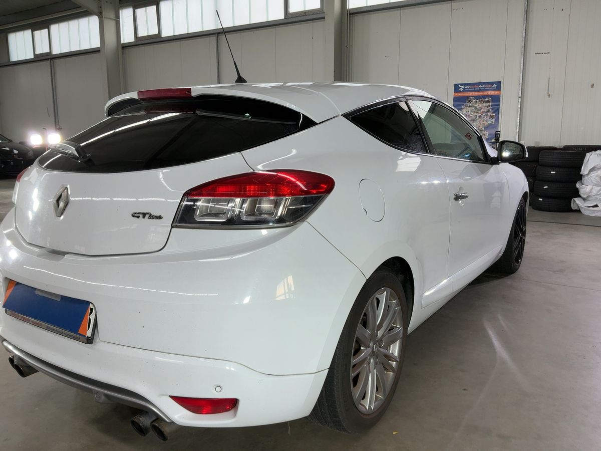 Renault Megane 2015 — photo 9